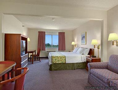 Baymont By Wyndham Mattoon Hotell Rum bild